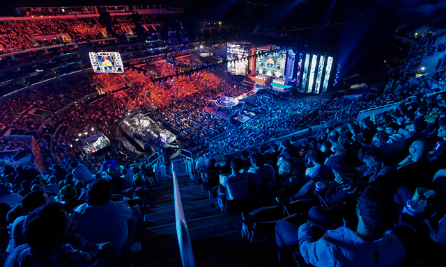 电竞入亚助推英雄联盟全球总决赛，加速电竞产业发展与职业选手培育，促进电竞与体育深度融合